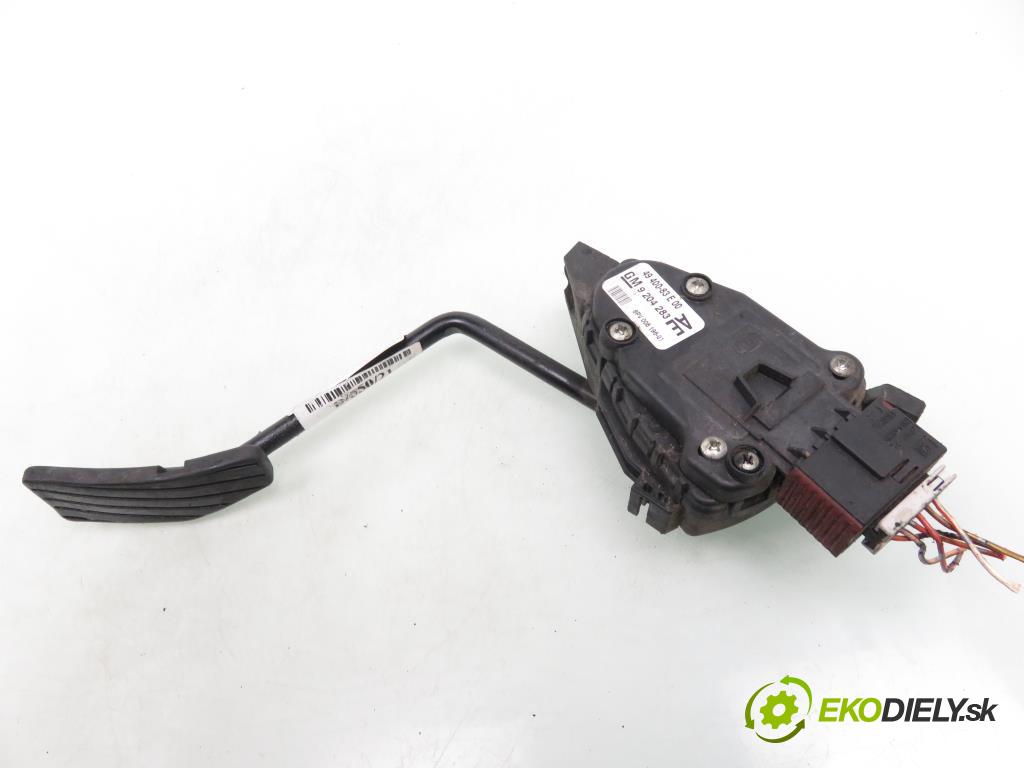 SUZUKI IGNIS II (MH) HB 2004 51,00 1.3 DDiS 1248,00 Potenciometer plynu 9204283 ; 6PV00819601 (Potenciometer plynového pedálu)