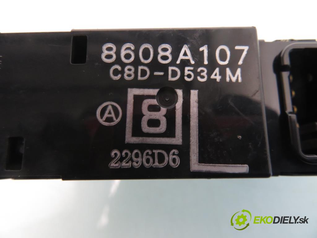 MITSUBISHI OUTLANDER I (CU_W) SUV 2006 100,00 2.0 4WD (CU2W) - 4G63 (DOHC 16V) 1997,00 prepínač okien LT 8608A107