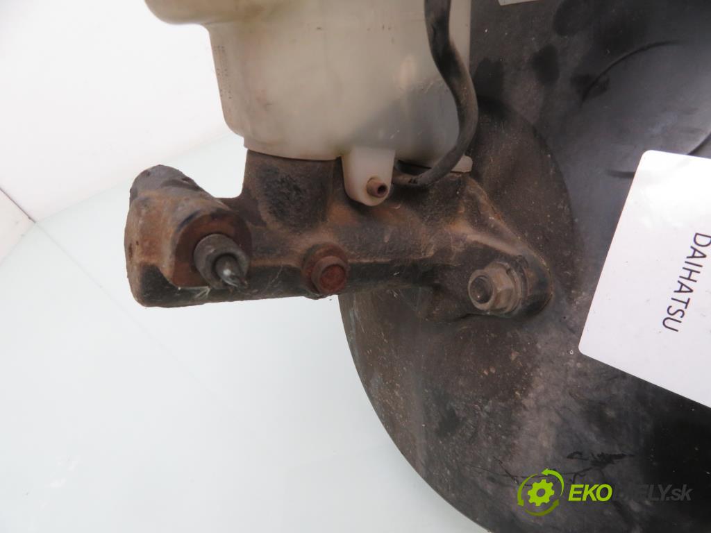 DAIHATSU TERIOS (J1_) SUV 1998 61,00 1.3 4WD - HC-EJ 1296,00 posilovač 4461087401 (Servočerpadlo)