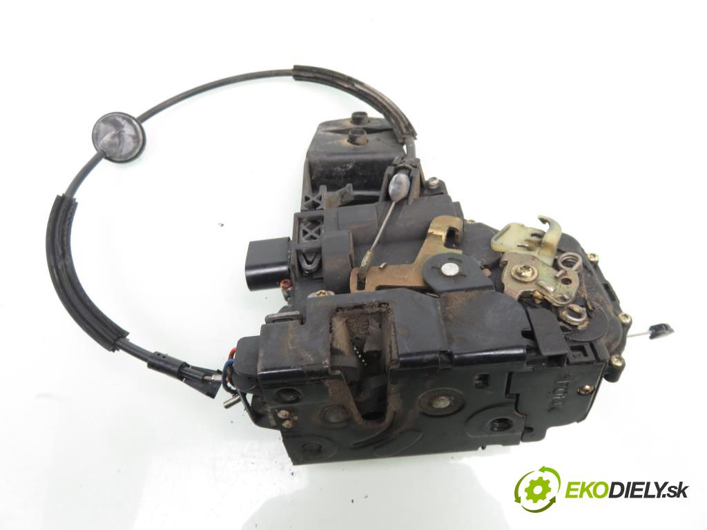 VW PASSAT B5.5 (3B3) SEDAN 2001 96,00 1.9 TDI - AWX 1896,00 zámok 