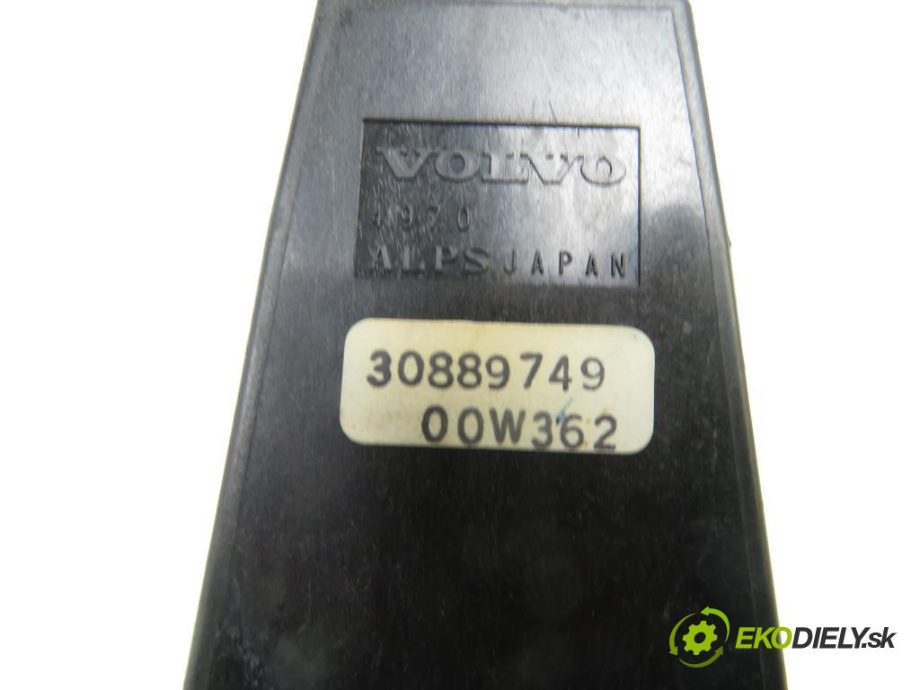 VOLVO S40 I (VS) SEDAN 2000 75,00 1.9 DI - D 4192 T4 1870,00 Panel ovládania okien 30889749