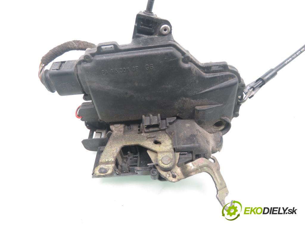 VW BORA (1J2) SEDAN 1998 85,00 2 - AQY 1984,00 zámok