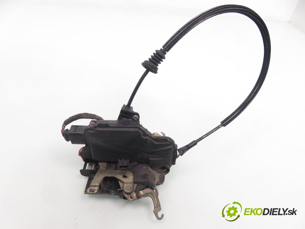 VW BORA (1J2) SEDAN 1998 85,00 2 - AQY 1984,00 zámok