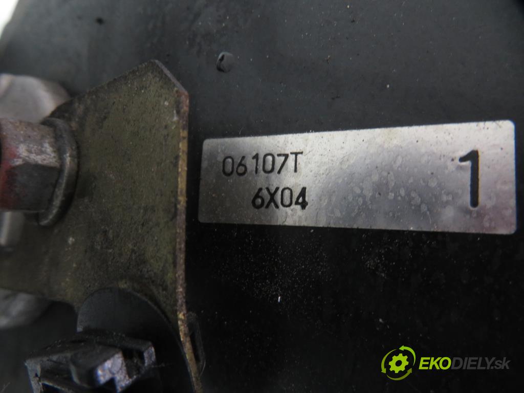 MITSUBISHI OUTLANDER I (CU_W) SUV 2006 100,00 2.0 4WD (CU2W) - 4G63 (DOHC 16V) 1997,00 posilovač 06107T (Servočerpadlo)