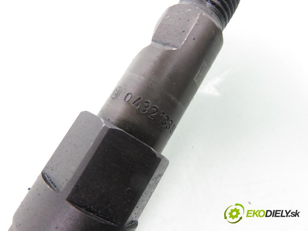 FORD MONDEO III sedan (B4Y) SEDAN 2000 66,00 2.0 16V DI / TDDi / TDCi - D5BA 1998,00 vstřikovač 0432133800 (Vstřikovač paliva)
