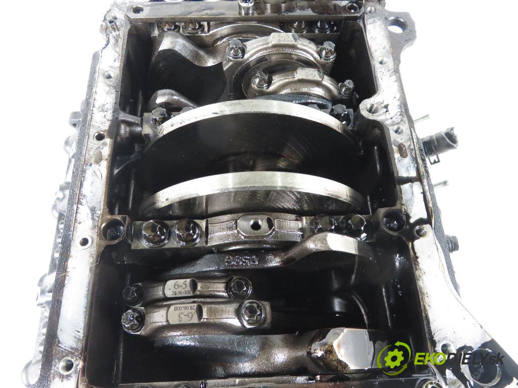 AUDI A6 Avant (4B5, C5) KOMBI 2001 132,00 2.5 TDI - AKE 2496,00 blok Motor AKE (Blok motora)