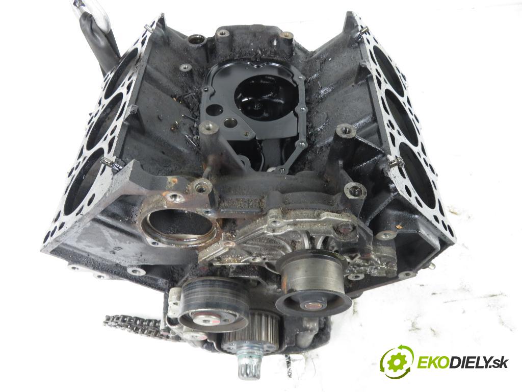 AUDI A6 Avant (4B5, C5) KOMBI 2001 132,00 2.5 TDI - AKE 2496,00 blok Motor AKE (Blok motora)