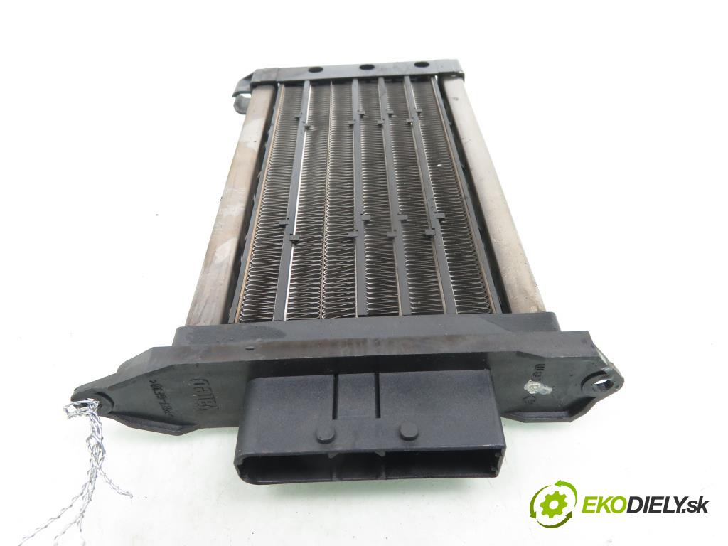 RENAULT CLIO III (BR0/1, CR0/1) HB 2005 50,00 1.5 dCi 68 - K9K 768 1461,00 Výhrevné teleso, radiátor kúrenia elektrická F667211Z (Radiátor kúrenia)