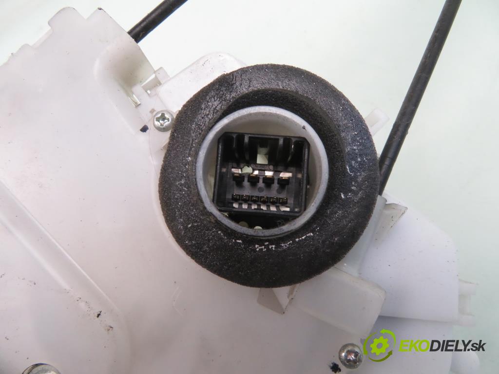 HONDA FR-V (BE) MINIVAN 2005 92,00 1.7 (BE1) - D17A2 1668,00 zámok 