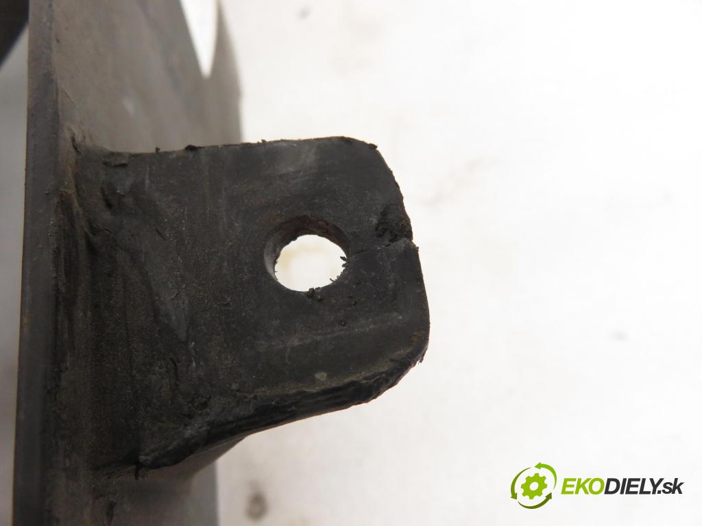 JEEP CHEROKEE (KJ) SUV 2001 155,00 3.7 4x4 - EKG 3700,00 Ventilátor chladič vody