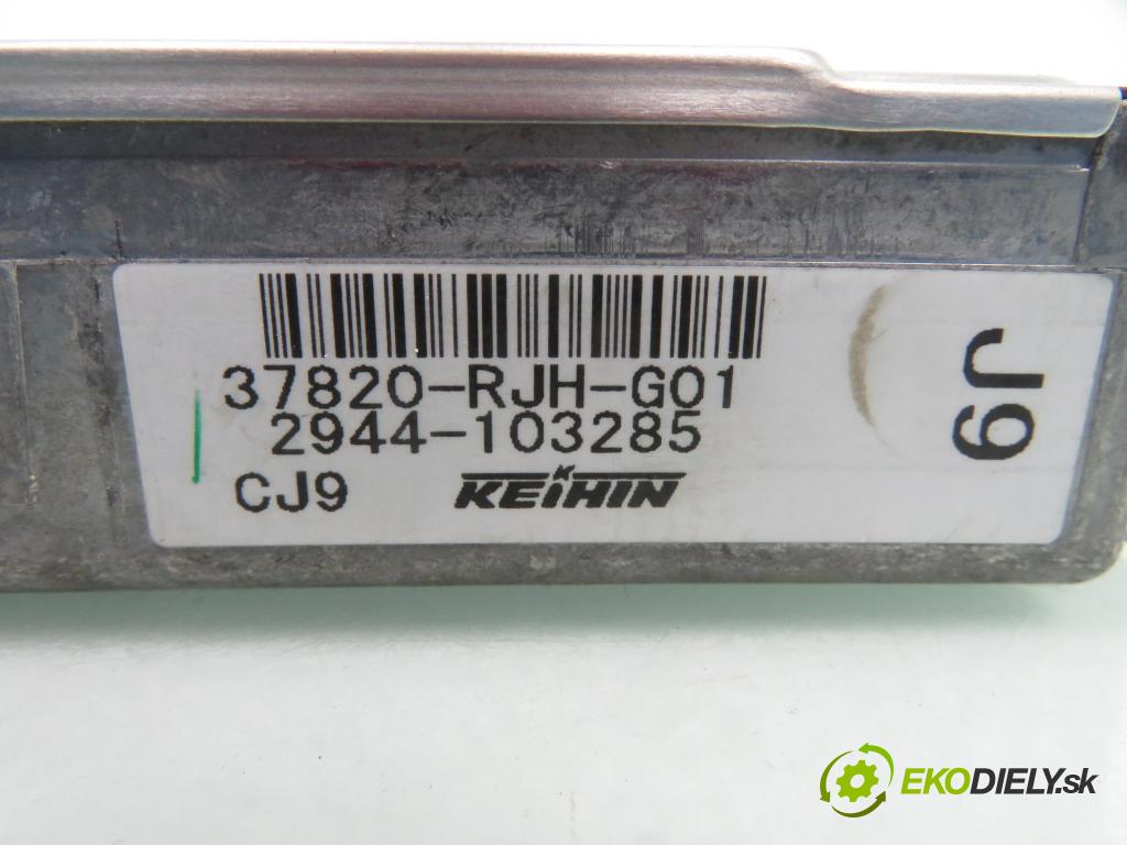 HONDA FR-V (BE) MINIVAN 2005 92,00 1.7 (BE1) - D17A2 1668,00 řídící jednotka motora 37820RJHG01; 2944103285