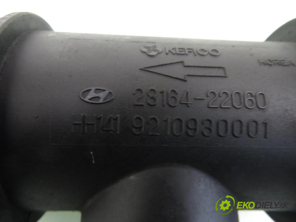 HYUNDAI ACCENT I (X-3) SEDAN 1996 65,00 1.5 i 12V - G4EK 1495,00 váha vzduchu vzduchu 2816422060 ; 9210930001