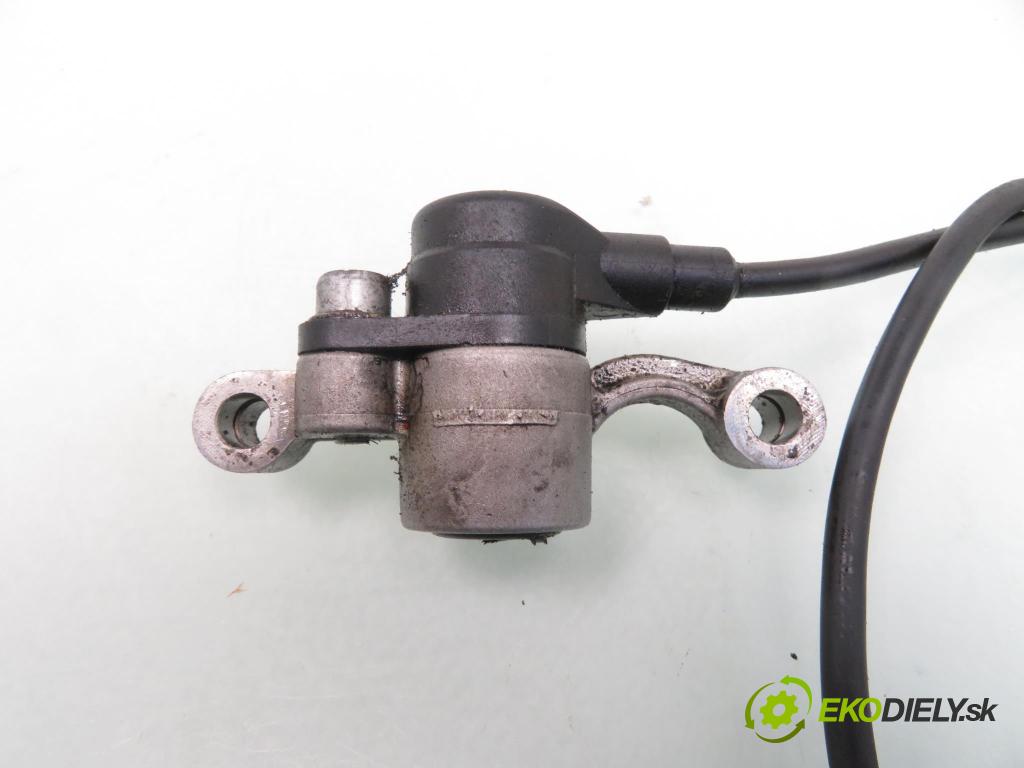 ALFA ROMEO 166 (936_) SEDAN 1999 140,00 2.5 V6 24V (936A2___) - AR 34201 2492,00 snímač polohy Vačkového hřídele / kliky klikového 02501E
