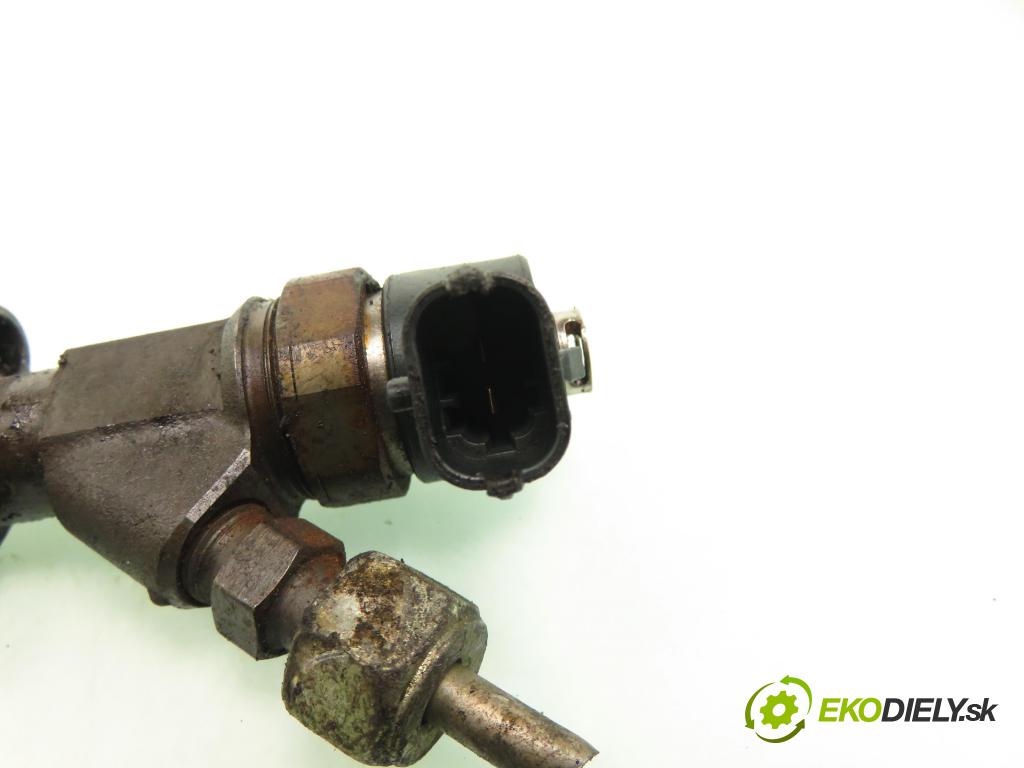 RENAULT ESPACE IV (JK0/1_) MINIVAN 2002 110,00 2.2 dCi (JK0H) 150 - G9T 742 2188,00 vstrekovač 8200010074; 0445110038 (Vstrekovače)