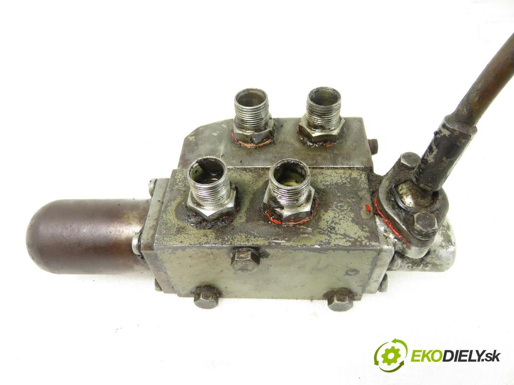 SAM TRAKTOR - 1980 11,00 S231/S15 ANDORIA 0,98 Rozdeľovač hydraulický 42540000 (Rozdeľovač)