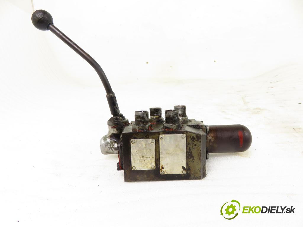 SAM TRAKTOR - 1980 11,00 S231/S15 ANDORIA 0,98 Rozdeľovač hydraulický 42540000 (Rozdeľovač)