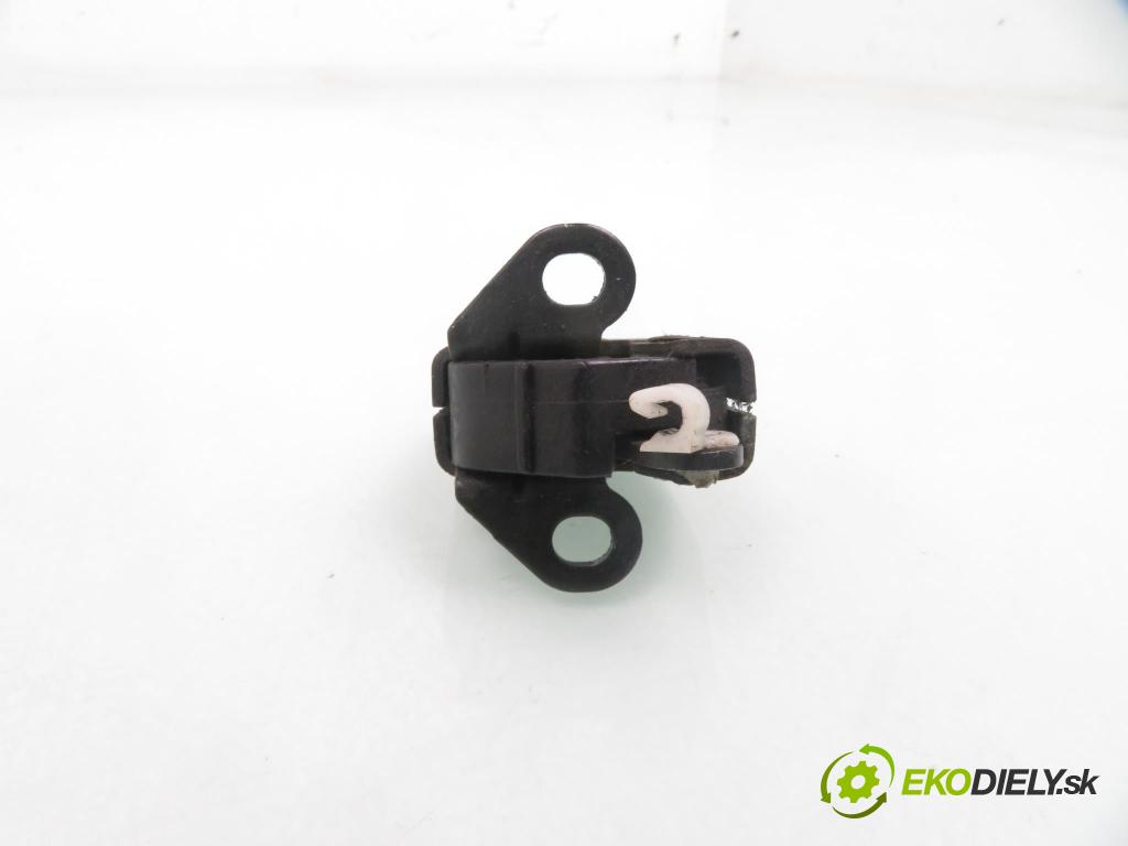 FIAT DOBLO Cargo (223_) VAN 2002 76,00 1.6 16V - 182 B6.000 1596,00 zámok dvierka