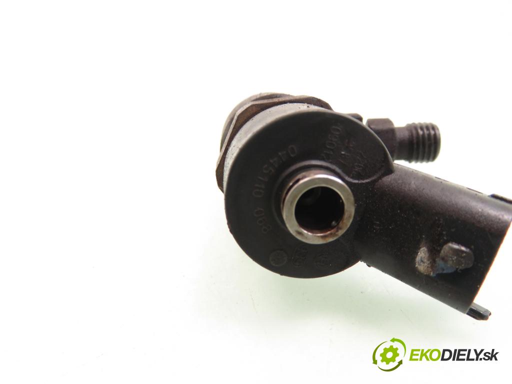 FIAT BRAVO I (182_) HB 2000 74,00 1.9 JTD - 182 B9.000 1910,00 vstrekovač 0445110068 (Vstrekovač paliva)