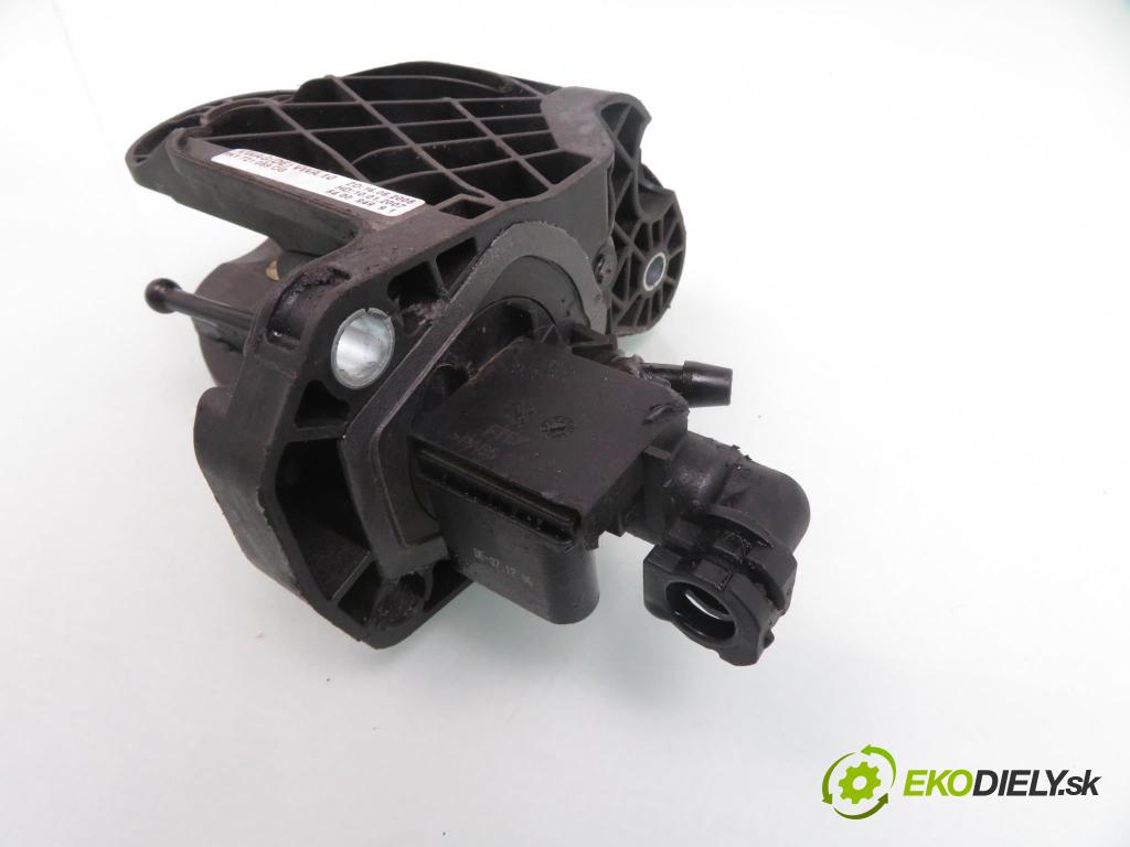 SEAT ALTEA XL (5P5, 5P8) MINIVAN 2007 75,00 1.6 - BSE 1595,00 pumpa spojky 1K1721059CG