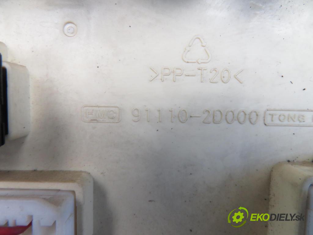 HYUNDAI ELANTRA (XD) SEDAN 2001 102,00 2 - G4GC-G 1975,00 Skrinka POJISTKY: 911102D000