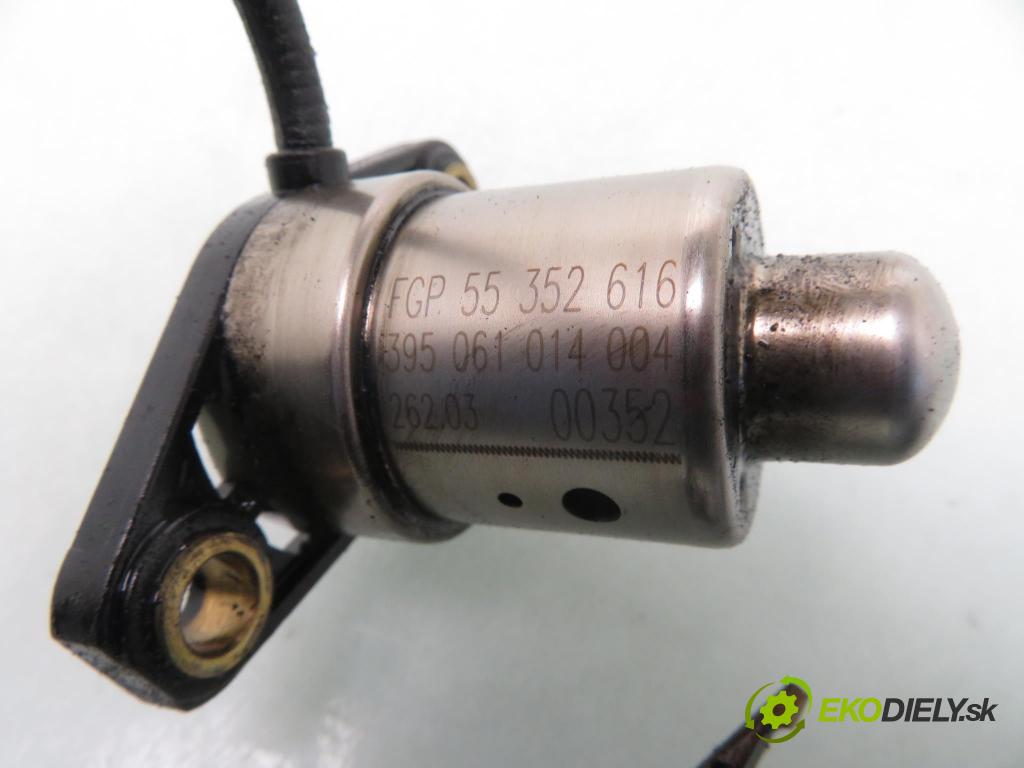 OPEL CORSA C (X01) HB 2004 51,00 1.3 CDTI - Z 13 DT 1248,00 Snímač oleja 55352616 ; 395061014004