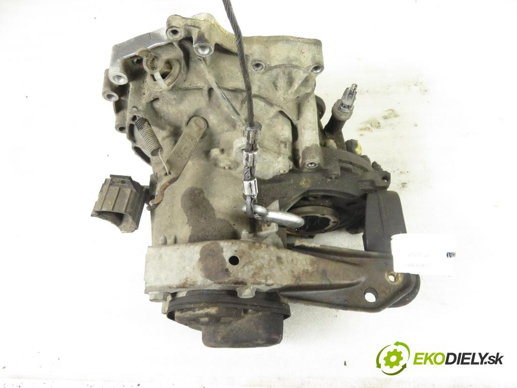 SEAT CORDOBA (6K1, 6K2) SEDAN 1996 44,00 1.4 i - AEX 1391,00 Prevodovka MANUALNA CDJ