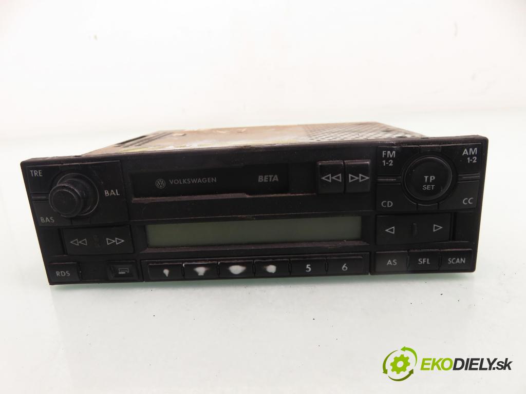 VW PASSAT B5 (3B2) SEDAN 2000 85,00 1.9 TDI - AJM 1896,00 RADIO Modul
