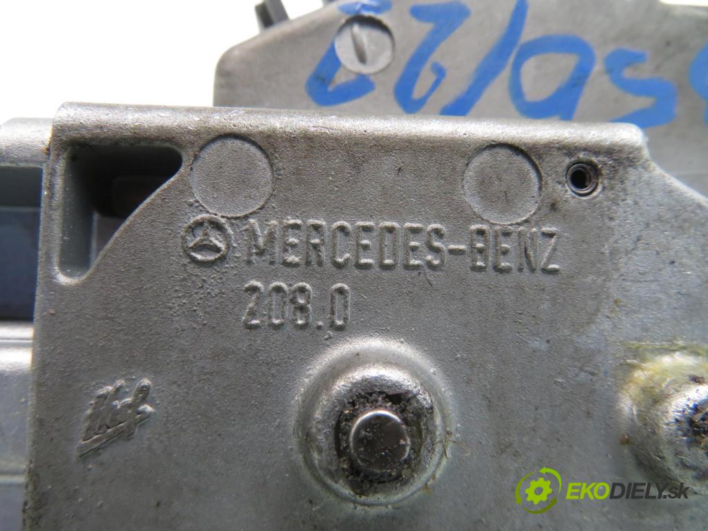 MERCEDES-BENZ KLASA C (W202) SEDAN 1999 90,00 C 180 (202.018) - M 111.921 1799,00 blokáda tyče volantu