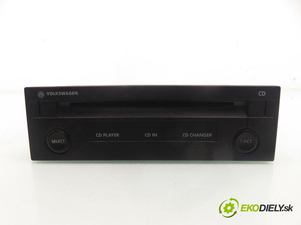 VW PASSAT B5 (3B2) SEDAN 1999 74,00 1.6 - ANA 1595,00 Menič CD 1J0035119A