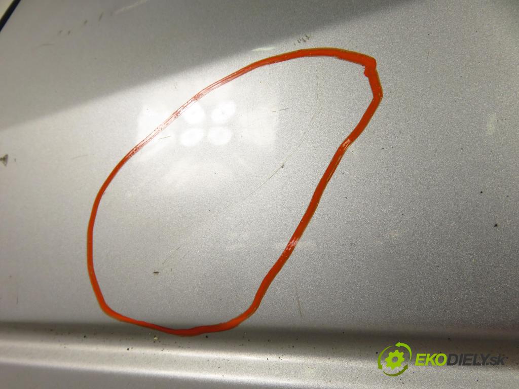 MERCEDES-BENZ VANEO (414) KOMBIVAN 2002 67,00 1.7 CDI (414.700) - OM 668.914 1689,00 pravé zadné