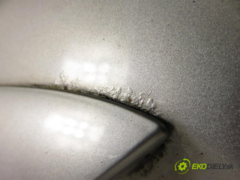 MERCEDES-BENZ VANEO (414) KOMBIVAN 2002 67,00 1.7 CDI (414.700) - OM 668.914 1689,00 pravé zadné