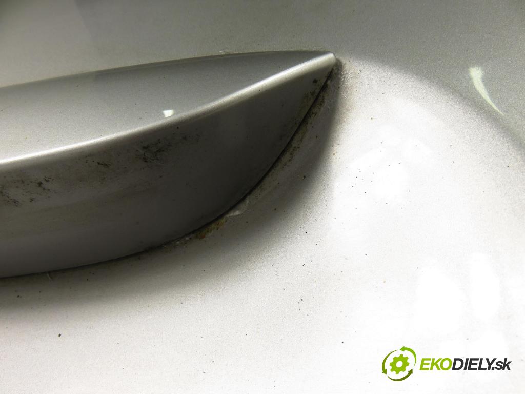 MERCEDES-BENZ VANEO (414) KOMBIVAN 2002 67,00 1.7 CDI (414.700) - OM 668.914 1689,00 pravé zadné