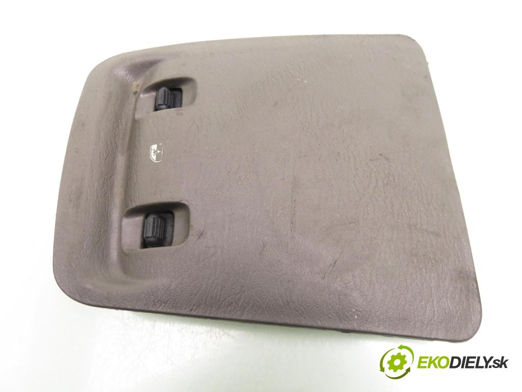 JEEP CHEROKEE (KJ) SUV 2001 155,00 3.7 4x4 - EKG 3700,00 Panel ovládania okien