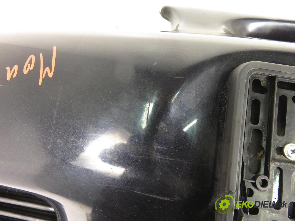 FORD MONDEO I sedan (GBP) SEDAN 1995 125,00 2.5 i 24V - SEA 2544,00 Nárazník predný