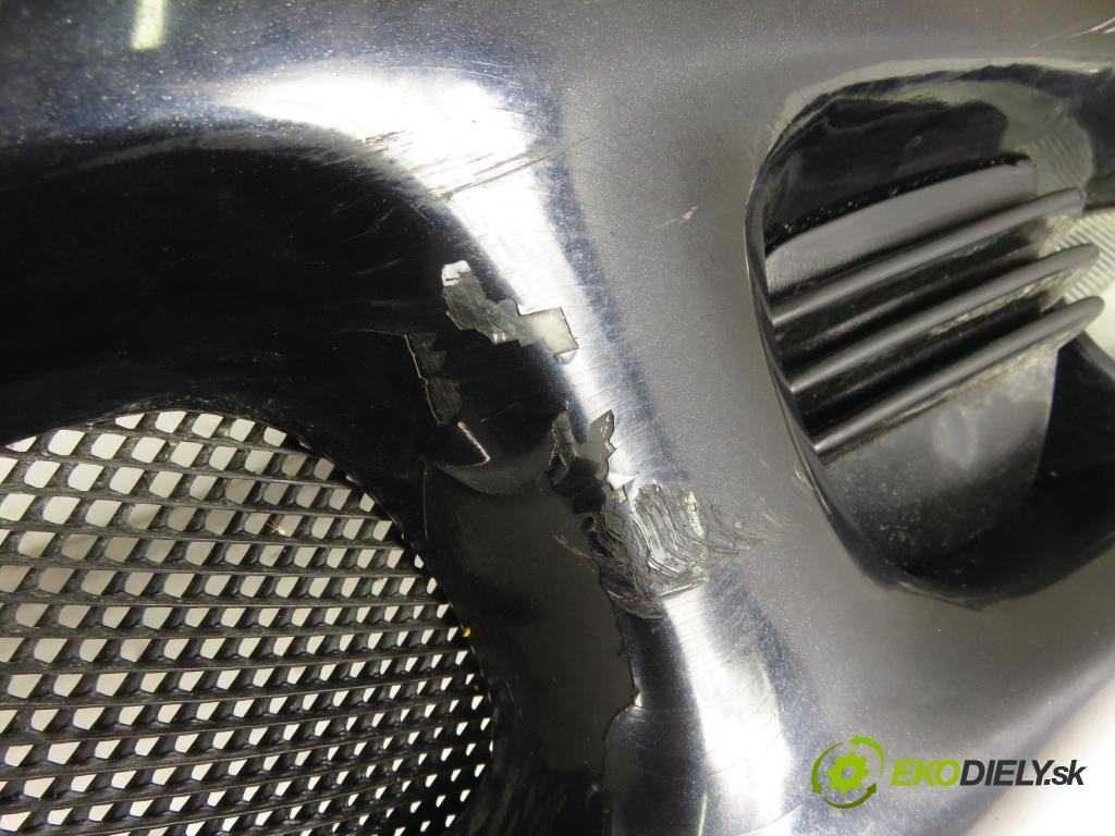 FORD MONDEO I sedan (GBP) SEDAN 1995 125,00 2.5 i 24V - SEA 2544,00 Nárazník predný