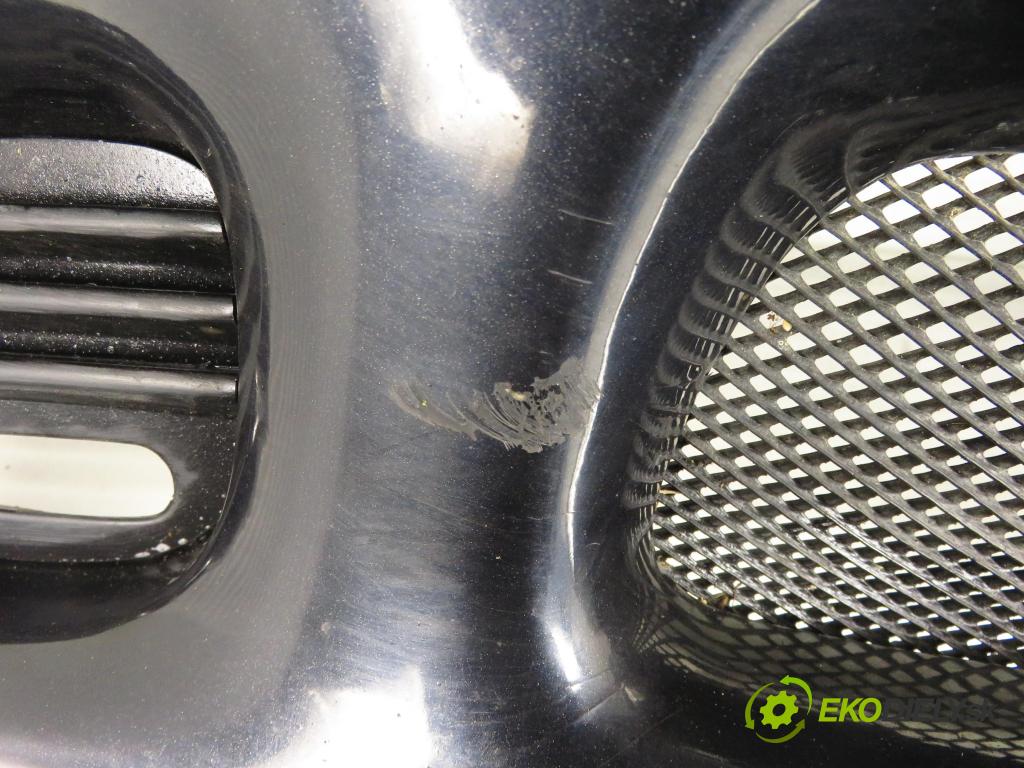 FORD MONDEO I sedan (GBP) SEDAN 1995 125,00 2.5 i 24V - SEA 2544,00 Nárazník predný