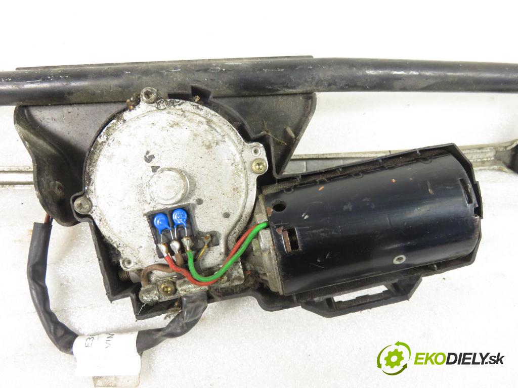 BMW 3 Compact (E36) COMPACT 1998 75,00 1.6 316 i 102 - M43 B16 (164E2) 1596,00 Motorček stieračov 1387027 ; 3397020255