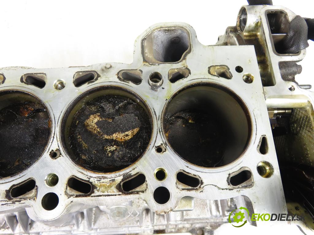 BMW 5 Touring (E39) KOMBI 2000 125,00 520 i - M54 B22 (226S1) 2171,00 JEDNOTKA: motora 7502903; M54B22 (Blok motoru)