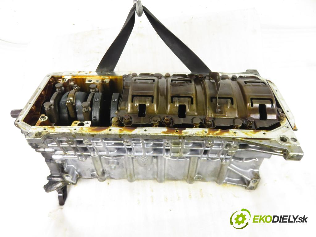 BMW 5 Touring (E39) KOMBI 2000 125,00 520 i - M54 B22 (226S1) 2171,00 JEDNOTKA: motora 7502903; M54B22 (Blok motoru)