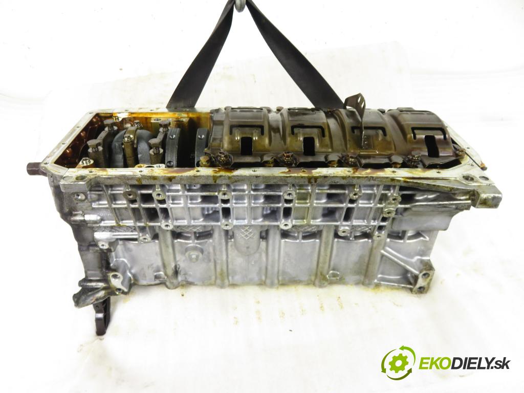 BMW 5 Touring (E39) KOMBI 2000 125,00 520 i - M54 B22 (226S1) 2171,00 JEDNOTKA: motora 7502903; M54B22 (Blok motoru)