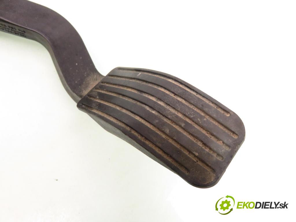 CITROEN C4 coupe (LA_) COUPE 2006 66,00 1.6 HDi - 9HX (DV6ATED4) 1560,00 Potenciometer plynu 0280755041 ; 9680565880 (Potenciometer plynového pedálu)