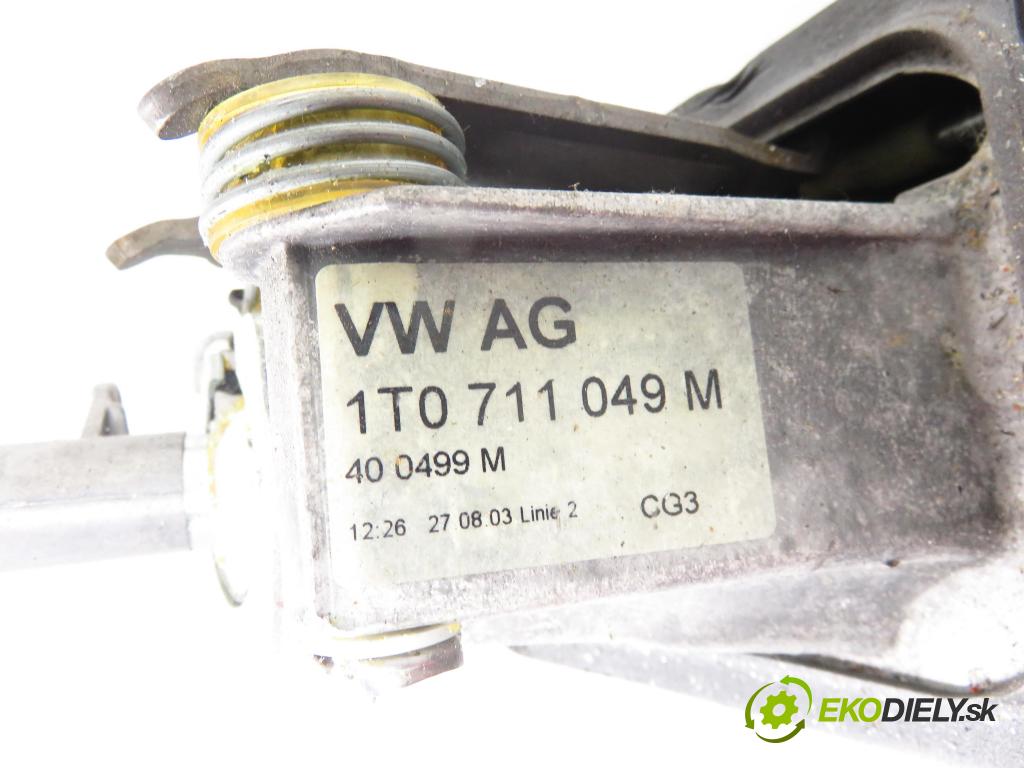 VW GOLF V (1K1) HB 2005 66,00 1.9 TDI PD 90 - BRU 1896,00 ZVEDÁK: 1T0711049M