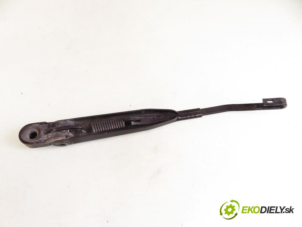 MERCEDES-BENZ VANEO (414) KOMBIVAN 2003 92,00 1.9 (414.700) - M 166.991 1898,00 RAMENO: stierače zadnej A4148200044