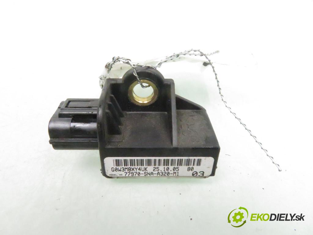 HONDA CIVIC VIII (FN, FK) HB 2006 103,00 1.8 (FN1, FK2) - R18A2 1799,00 Snímač nárazu 77970SNAA320M1 (Snímač nárazu)