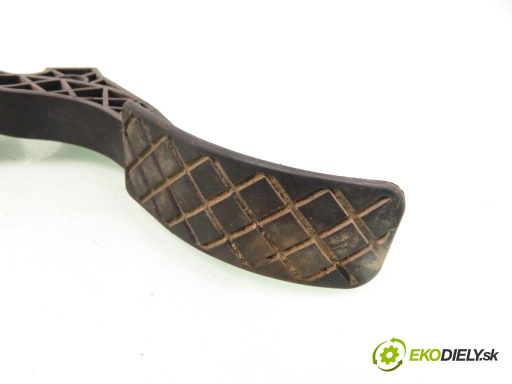 VW POLO (9N_) HB 2002 74,00 1.9 TDI - ATD 1896,00 Potenciometer plynu 0281002378 ; 6Q1721503 (Potenciometer plynového pedálu)