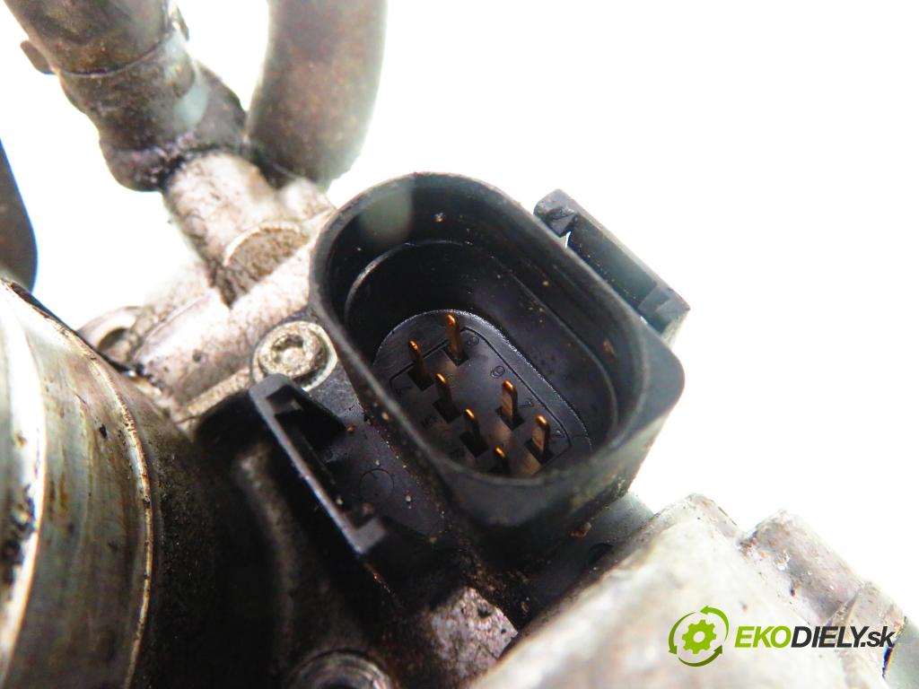 AUDI A2 (8Z0) HB 2003 55,00 1.4 TDI - AMF 1422,00 Škrtiaca klapka 06A133064M (Škrtiaca klapka)