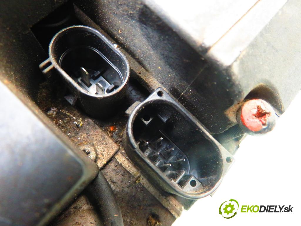 FORD FOCUS Turnier (DNW) KOMBI 1999 85,00 1.8 16V - EYDE 1796,00 Webasto 90886A (Webasto ohřívače)