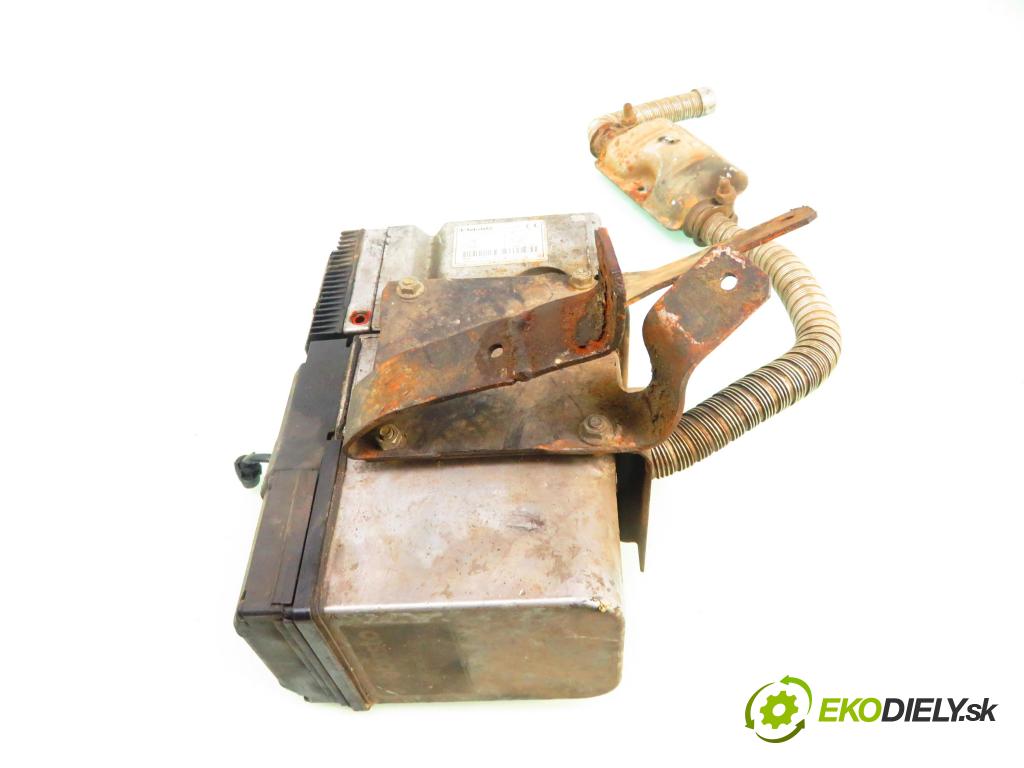 FORD FOCUS Turnier (DNW) KOMBI 1999 85,00 1.8 16V - EYDE 1796,00 Webasto 90886A (Webasto ohřívače)