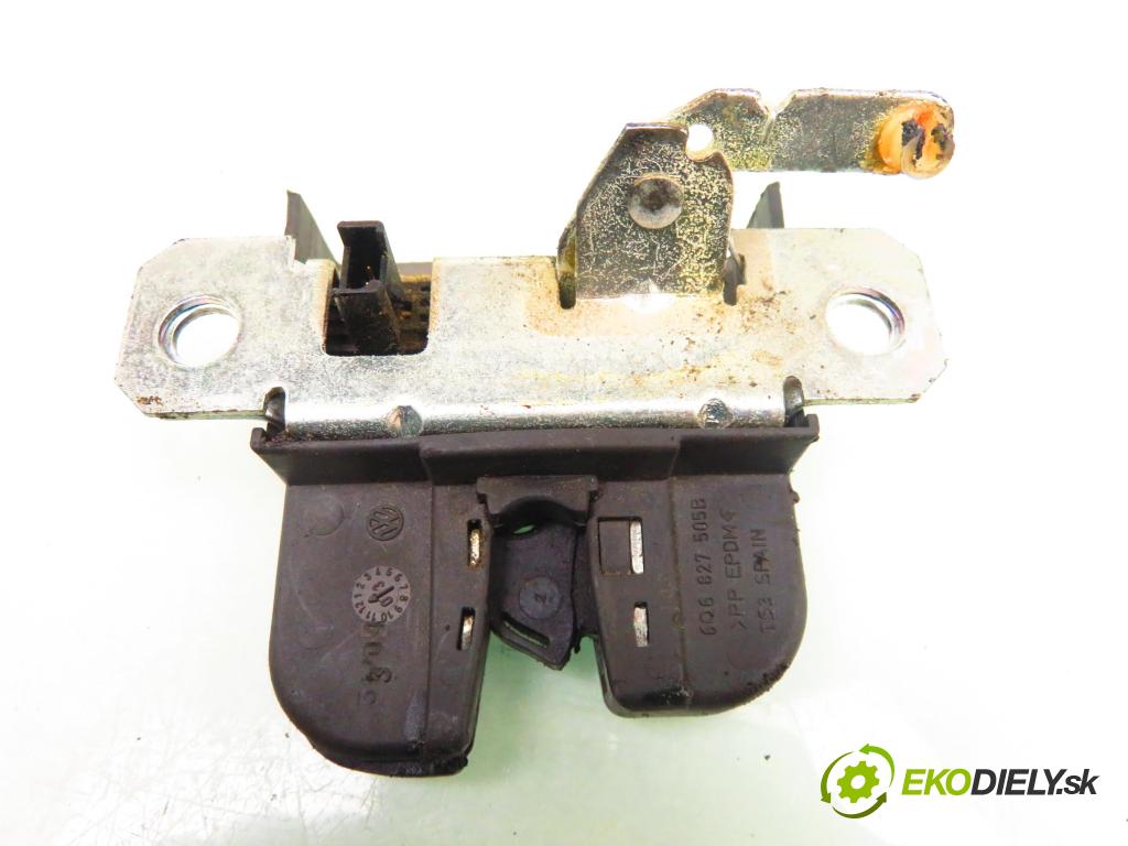 VW POLO (9N_) HB 2001 40,00 1.2 6V 54 - AWY 1198,00 zámok dveří kufr EL. 6Q6827505B