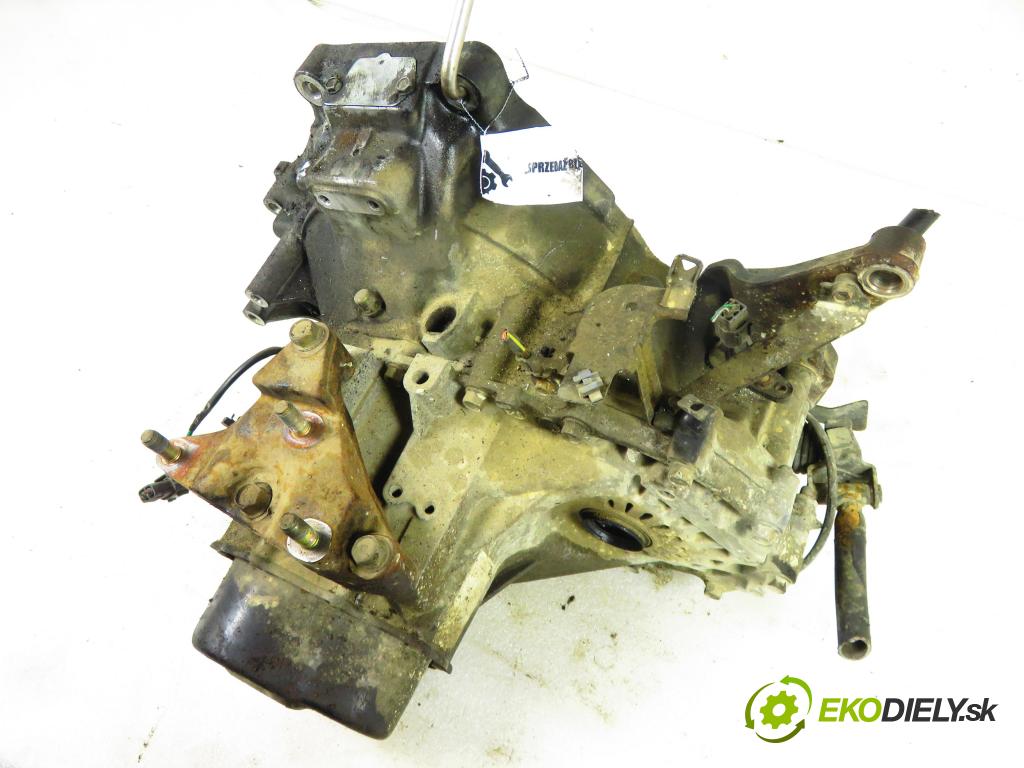 MAZDA 323 F VI (BJ) HB 2001 74,00 2.0 DITD 101 - RF4F 1998,00 Prevodovka MANUALNA 